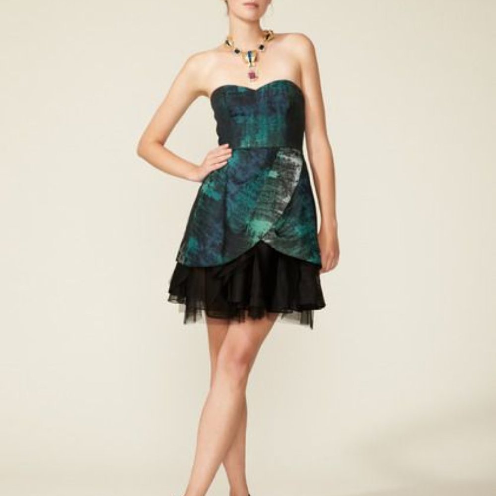 Vera Wang Lavender Label Strapless Dress